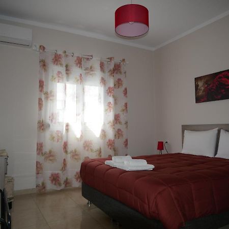 Апартаменты Roza'S Family House Имеровигли Экстерьер фото